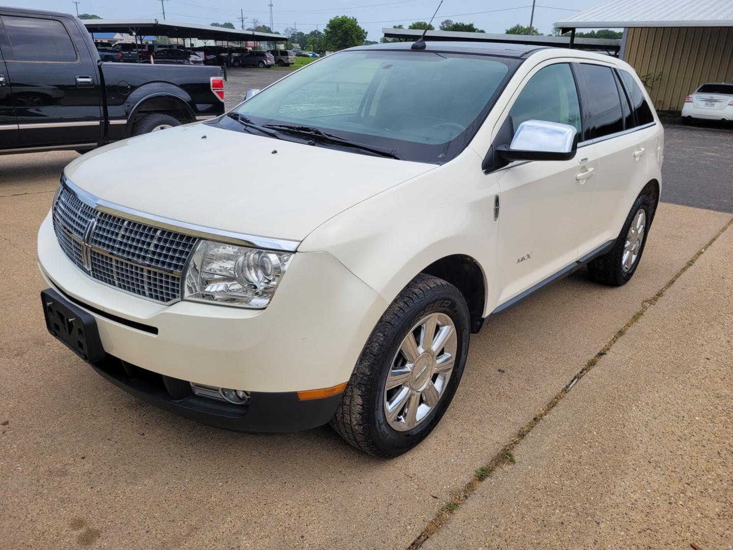 2008 WHITE Lincoln MKX FWD (2LMDU68C38B) with an 3.5L V6 DOHC 24V engine, 6-Speed Automatic Overdrive transmission, located at 533 S Seven Points BLVD, Seven Points, TX, 75143, (430) 255-4030, 32.313999, -96.209351 - Photo#0